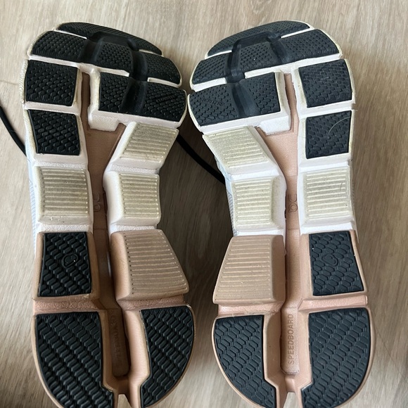 On Running Cloudflyer Glacier Rosebrown - Picture 5 of 5